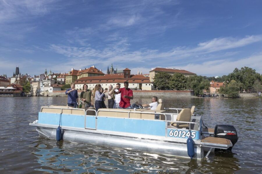 1 prague beer boat tour Prague: Beer Boat Tour