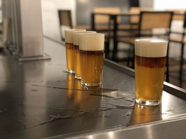 Prague: Brewery Tour With Unlimited Tastings