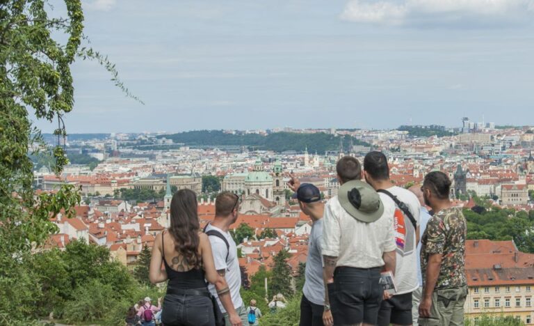 Prague: One Prague Tour With Local Food & Beer
