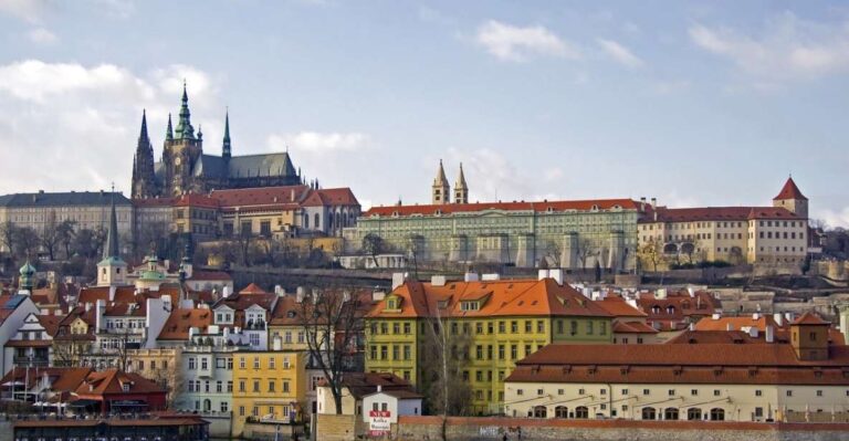 Prague Sightseeing Tour With Lunch