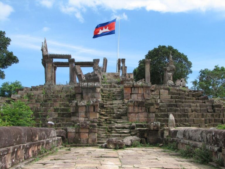 Preah Vihear and Koh Ker Temples in Small Group Tour
