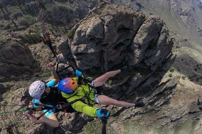 Premium Paragliding in Tenerife With the Best Staff of Pilots: Emotion and Safety