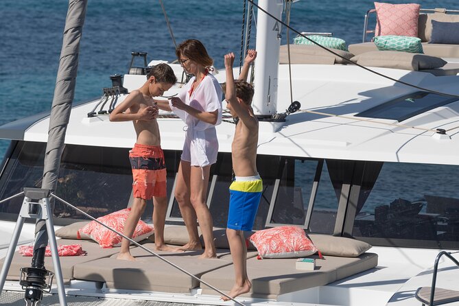 Private 5-Hour Cruise on Brand-New Luxury Catamaran in Mykonos (Max 19 Guests)