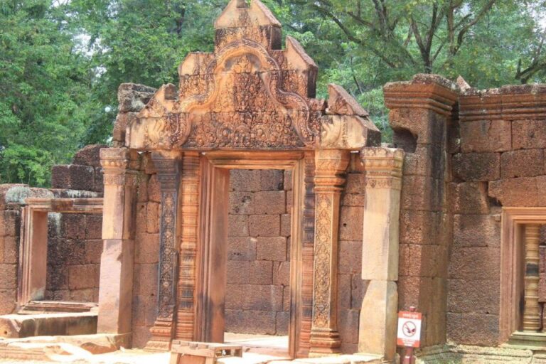 Private Banteay Srei and 4 Guided Tour