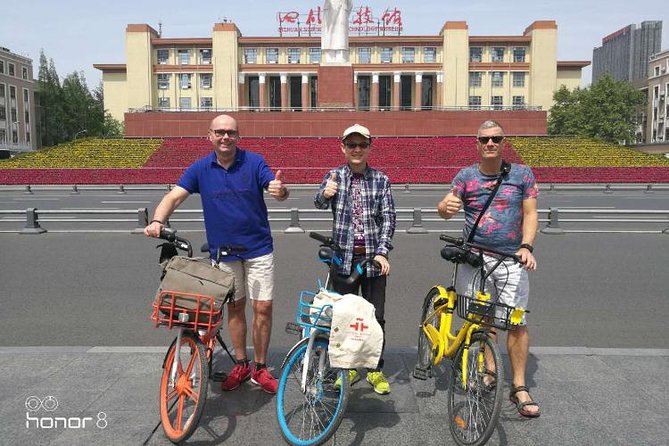 Private Chengdu Half Day Bike Tour