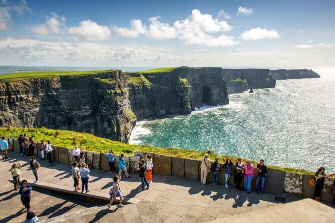 Private Cliffs of Moher Tour for Small Group in Ennis