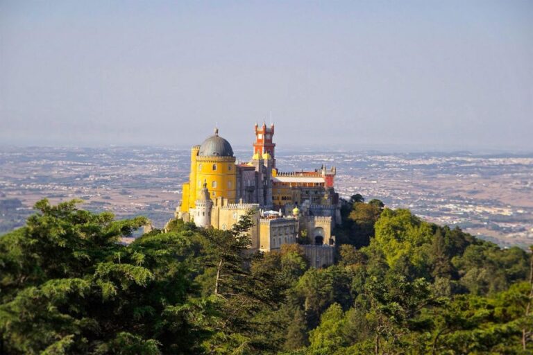 Private Driver/Guide Full Day Lisboa, Cascais and Sintra
