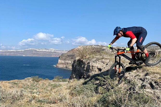 Private Electric Mountain Bike Experience and Tour in Santorini