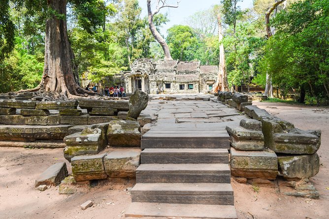 Private Full-Day Angkor Temple and Sunset Viewing With Lunch