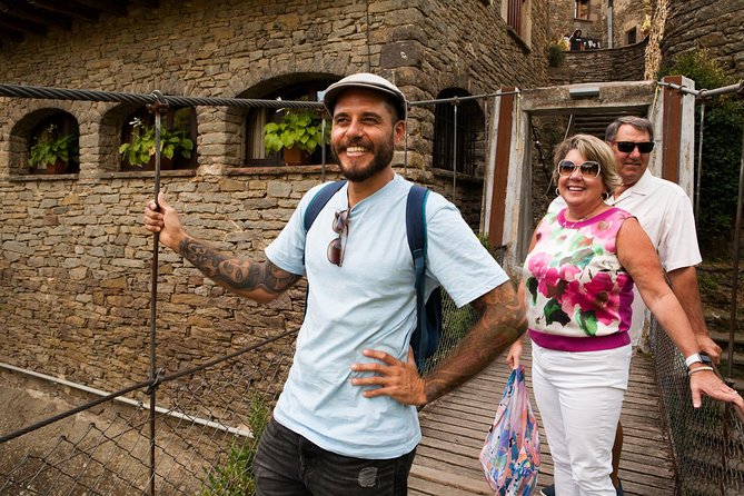 Private Full Day Trip to Medieval Villages of Catalonia Lunch Front of a Lake