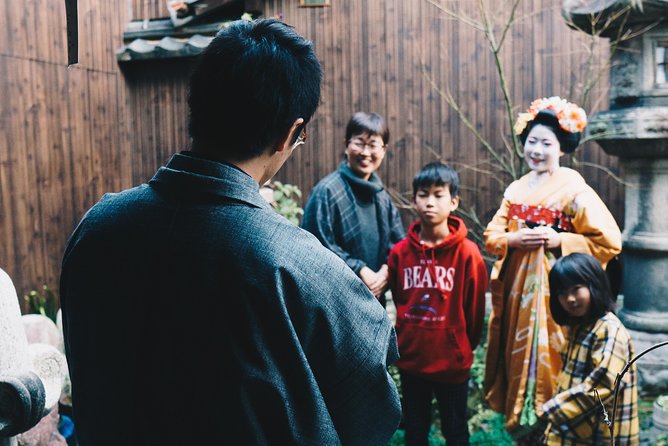 Private Geisha Show With Maiko, an Apprentice Geisha