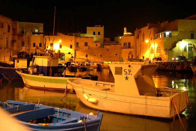 Private Guided Tour in Monopoli: Walking Through the Old Town