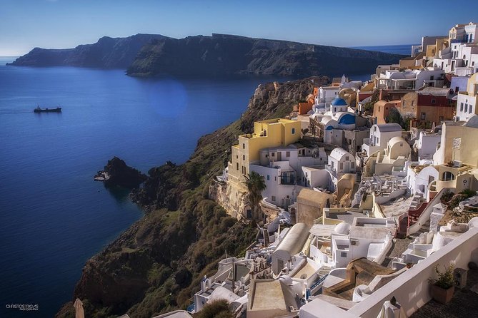 Private Guided Tour of Traditional Santorini With Wine Tasting- Full Day