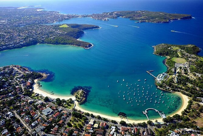 Private Helicopter Flight Over Sydney & Beaches for 2 or 3 People – 30 Minutes