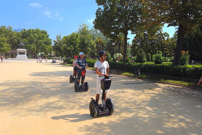 PRIVATE Live-Guided Barcelona 3-hour Segway Tour