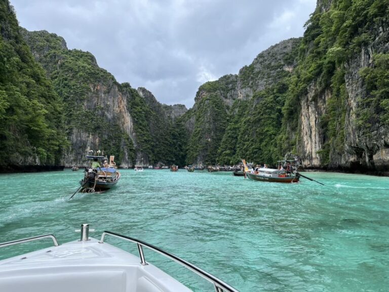 Private Luxury Speed Boat Charter to Phi Phi & Krabi