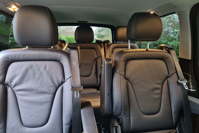 1 private max 5 luxury electric limousine transfer dublin airport to dublin city Private Max 5 Luxury Electric Limousine Transfer, Dublin Airport to Dublin City