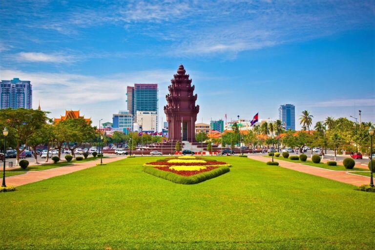Private Phnom Penh Day Tour : Explore All Highlights Sites