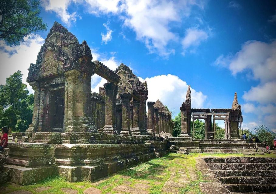 1 private preah vihea and 2 temples guided tour Private Preah Vihea and 2 Temples Guided Tour