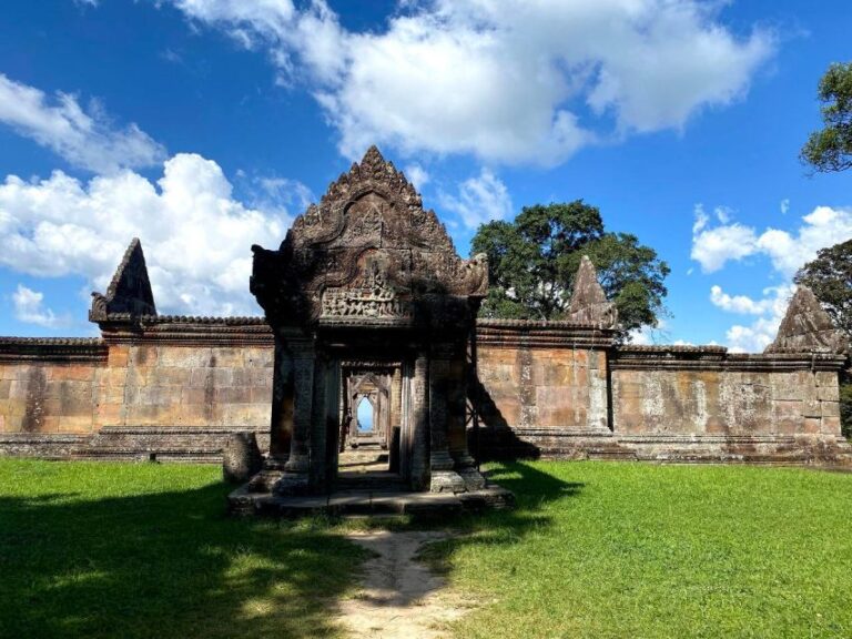 Private Preah Vihear Temple Tour