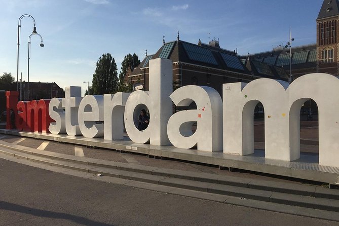 Private Taxi Transfer From Cruise Port in Amsterdam to a Hotel in Amsterdam