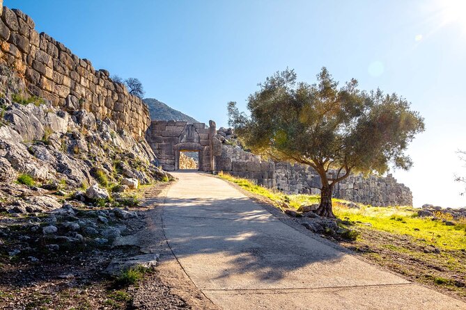 Private Tour Canal of Corinth, Mycenae, Epidaurus & Nafplio