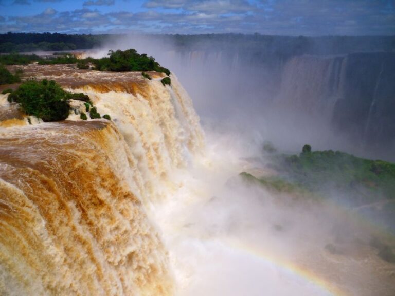 Private Tour “Dawn at the Iguassu Falls”.