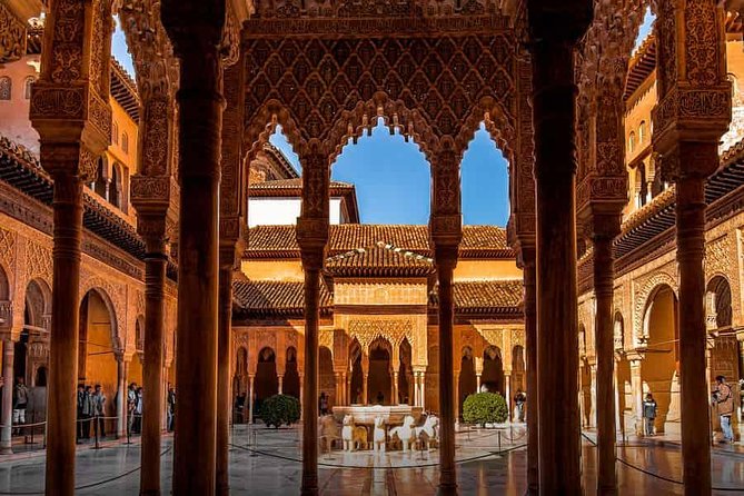 Private Tour From Malaga to the Alhambra Palace and Granada for up to 8 Persons