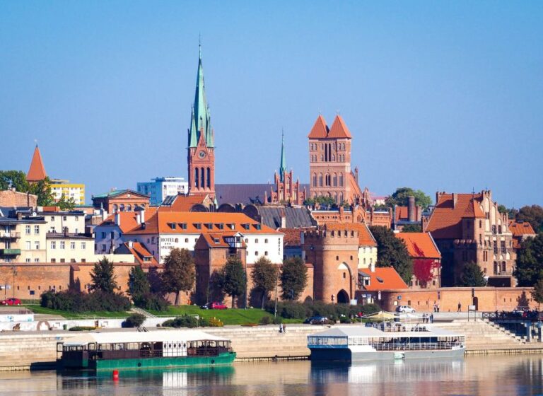 Private Tour From Warsaw to Torun