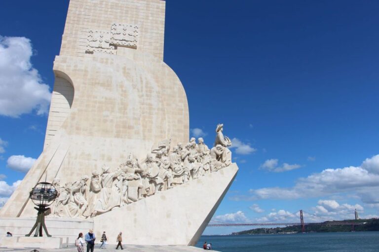 Private Tour in Lisbon to Christ Statue & Belém Monuments