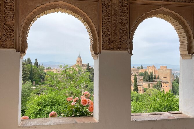 Private Tour of the Alhambra in Granada (Ticket Included)