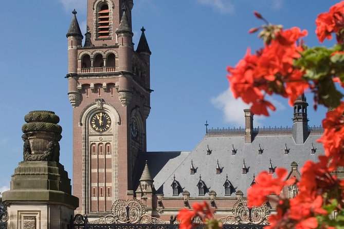Private Tour: The Hague Walking Tour Including Peace Palace Visitors Center