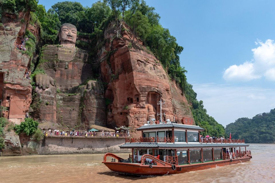 1 private tour to leshan giant buddha huanglongxi old town Private Tour to Leshan Giant Buddha & Huanglongxi Old Town