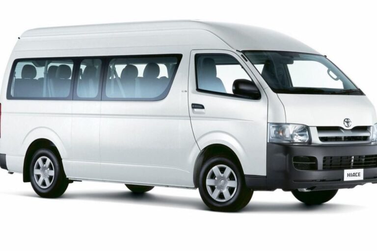 Private Transfer Between Airport CMB and Colombo by Van