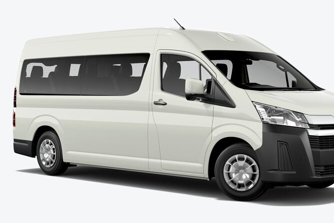 Private Transfer :Nadi Airport to Hotels (CFC APPROVED)
