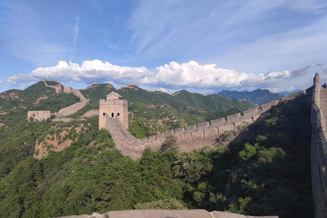 Private Trip to Jinshanling Great Wall With Speaking-English Driver