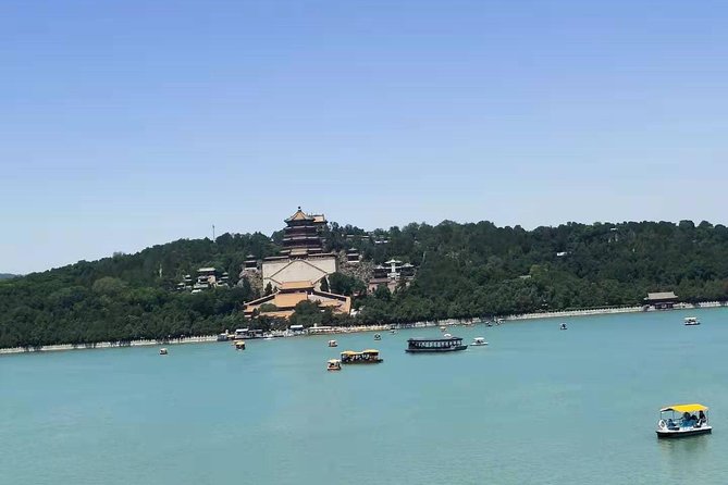 Private Trip to Mutianyu Great Wall&Summer Palace With English Speaking Driver
