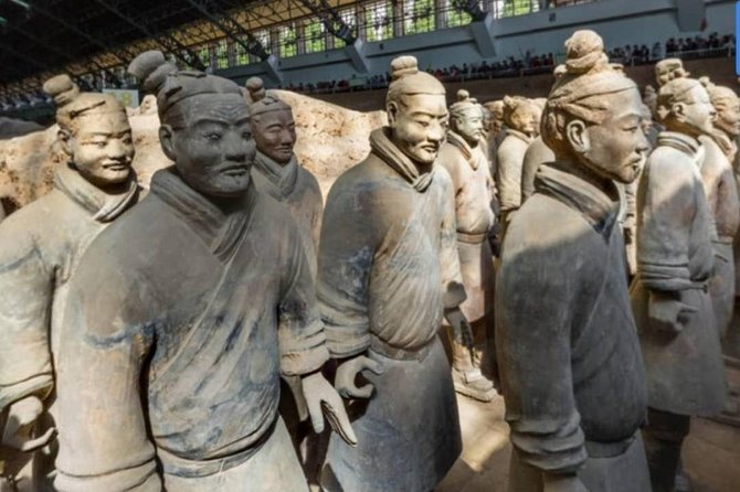 Private Xian Day Tour: Terracotta Army&Optional City Attractions