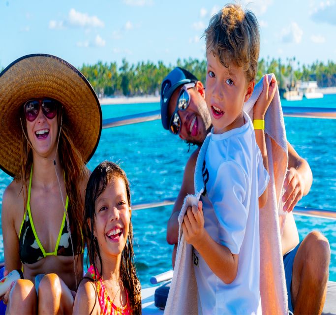 Punta Cana: Private Catamaran Cruise