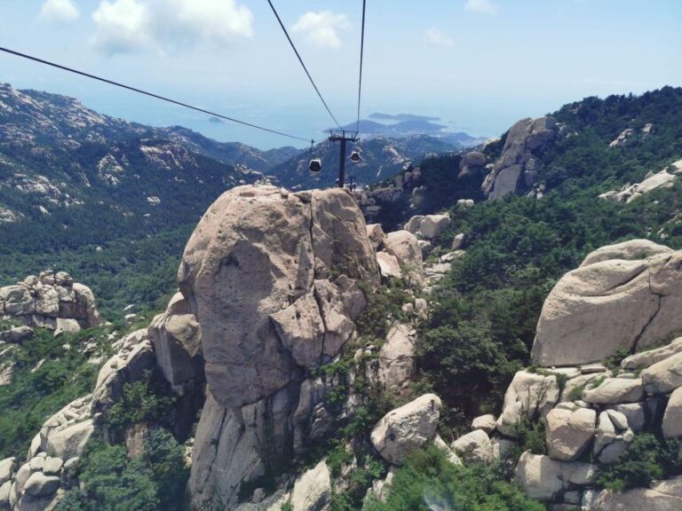 Qingdao: Private Day Tour to Laoshan Mountain With Cable Car