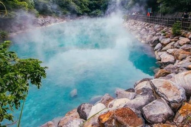 Relaxing Hot Spring Half Day Tour in Beitou With Private Tour Guide