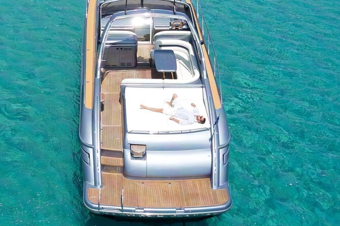 1 rent a yacht at mykonos princess v55 Rent a Yacht at Mykonos Princess V55