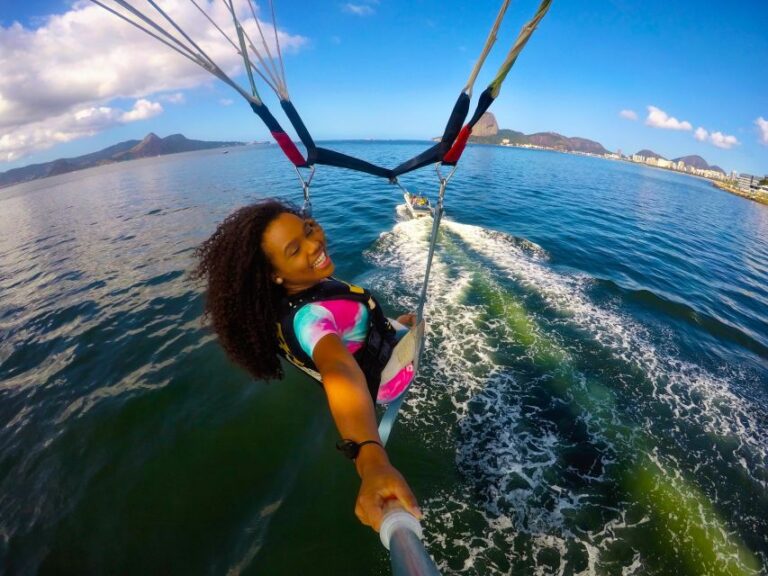 Rio De Janeiro: 2-Hour Boat Trip With Parasailing