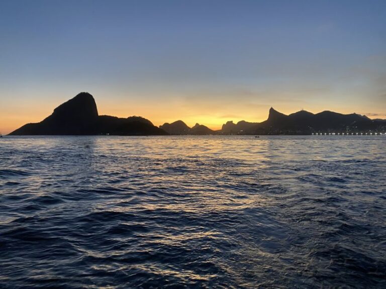 Rio De Janeiro: Sunset Sailboat Tour With Drinks