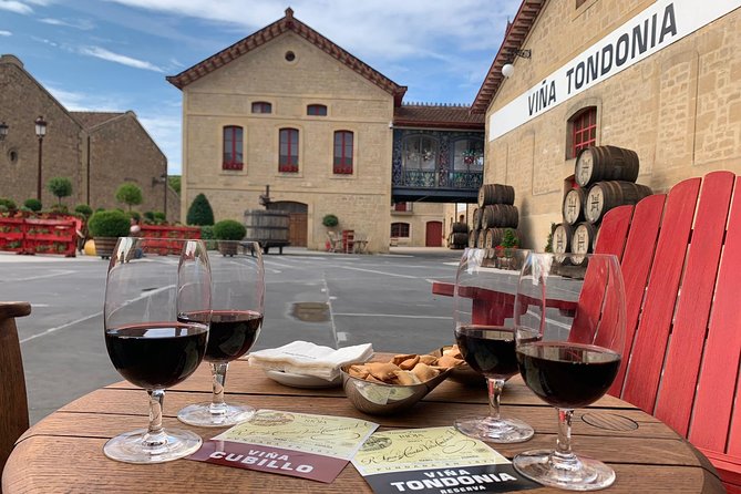 Rioja Alavesa Wineries and Medieval Villages Day Trip