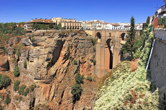 Ronda and White Towns From Seville – Private Tour