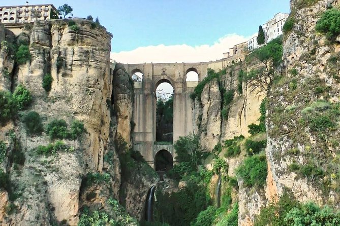 Ronda & White Villages Small Group Tour From Seville - Customer Reviews
