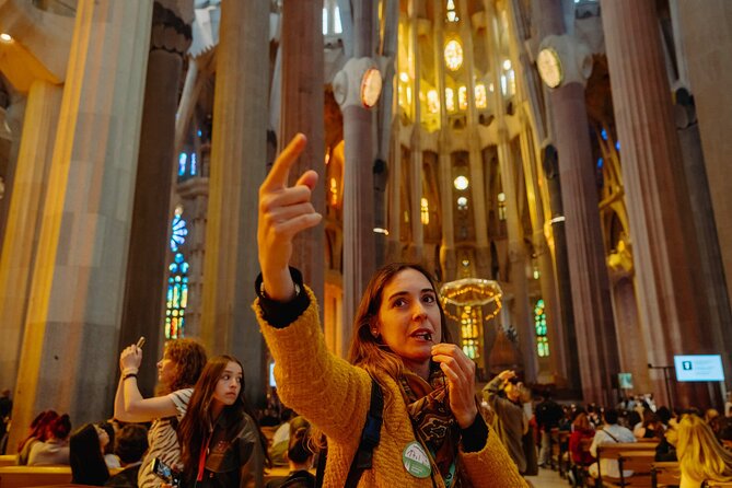 Sagrada Familia Highlights Tour With Skip the Line Tickets