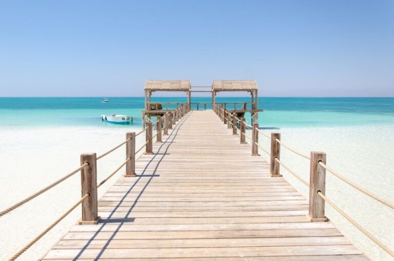 Sahl Hasheesh: Giftun Island & Orange Bay Boat Day Trip