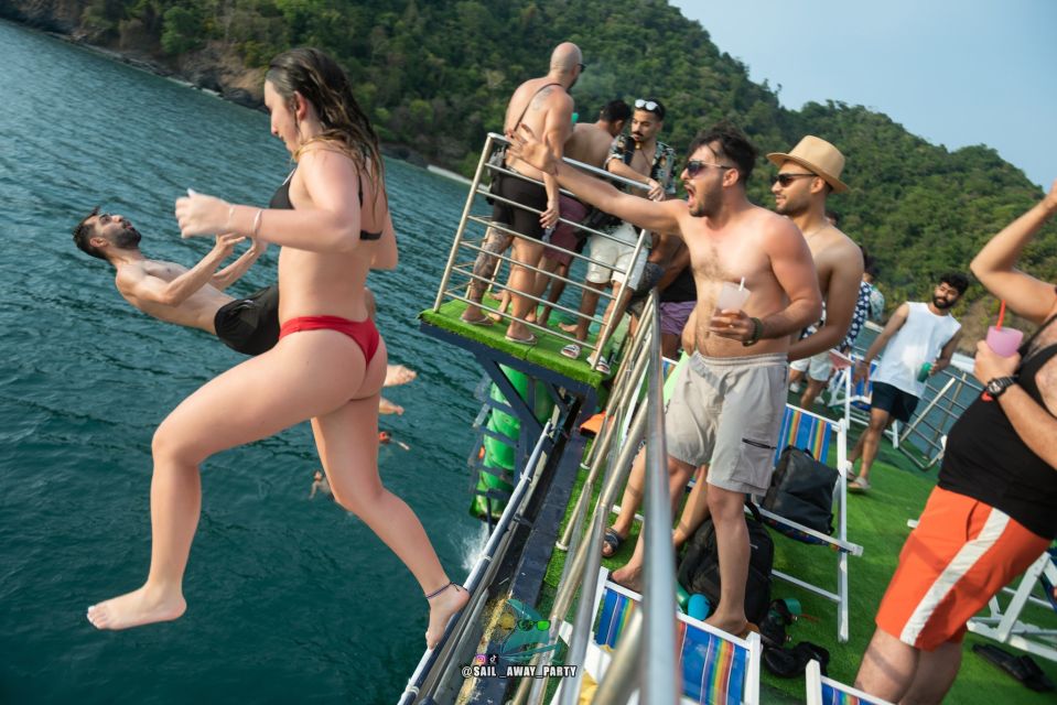 1 sailaway phuket boat party Sailaway Phuket Boat Party